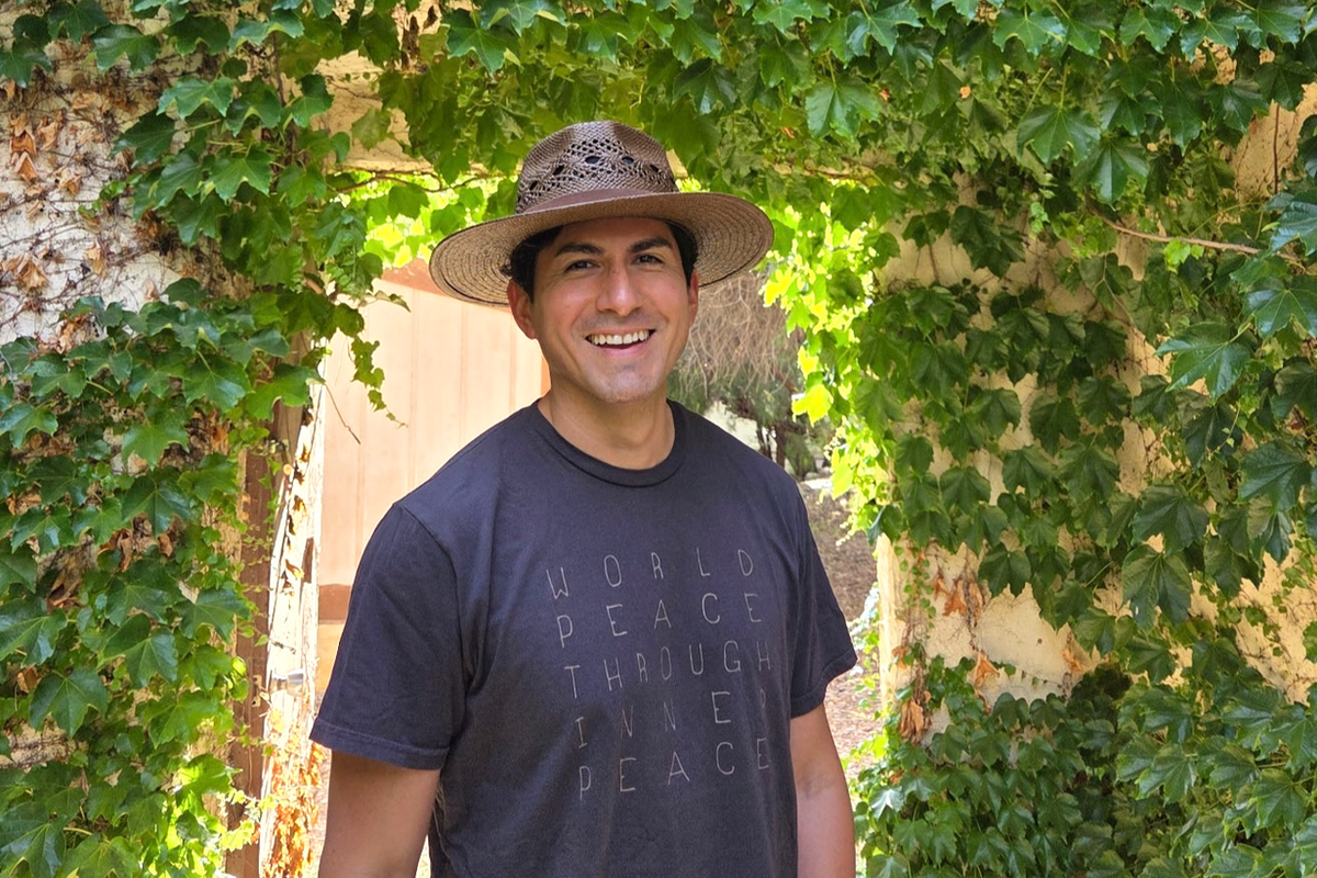 Gabriel Ynostroza, Wellness Guide and Shamanic Practitioner